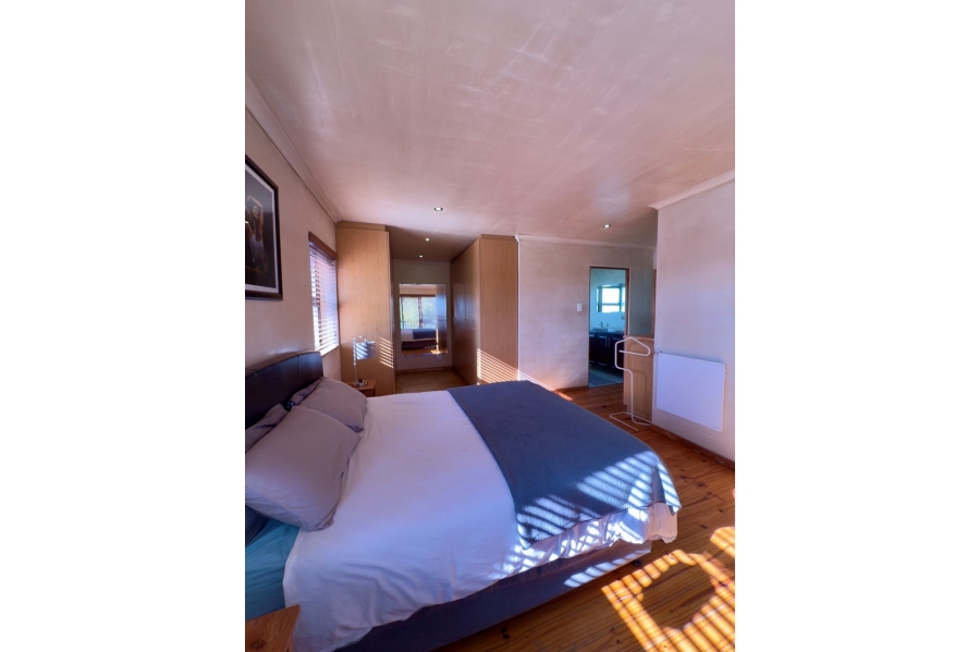4 Bedroom Property for Sale in Kensington Western Cape